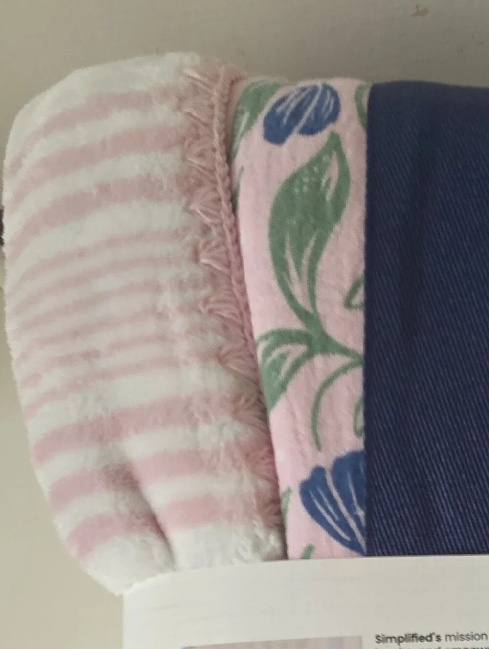 Artist Collection Cotton Gauze Floral Pink Throw Plush Striped Reverse 60x70 New